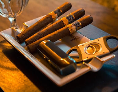 Wie wählt man einen Zigarrenschneider?